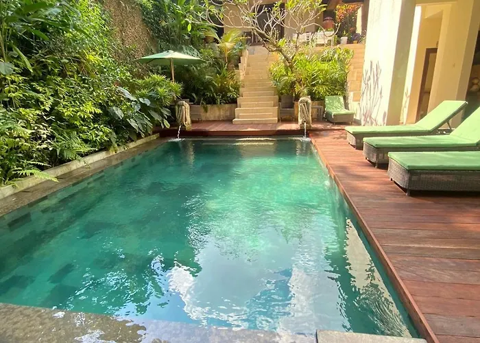 Villa Purnamasari *