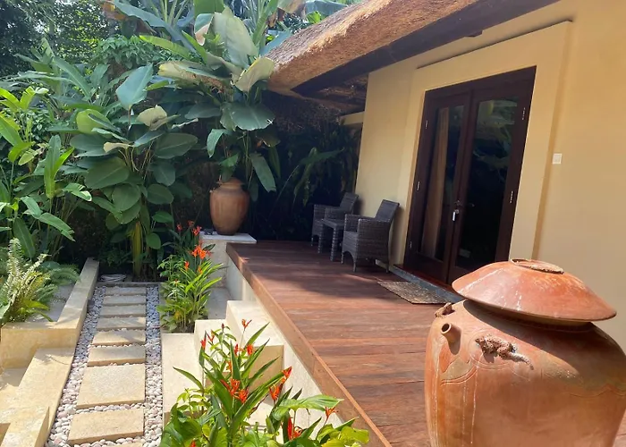 Villa Purnamasari *